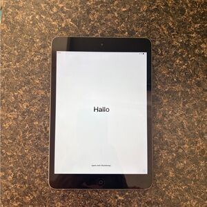 Apple iPad Mini 2 with Black Bezel